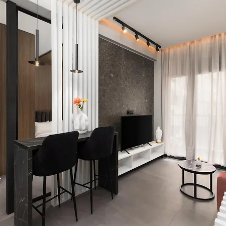 Fos Premium By Halu! - Modern Living In A Brand New Building アパートホテル テッサロニキ