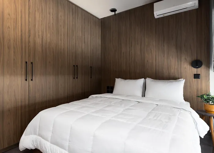 Fos Premium By Halu! - Modern Living In A Brand New Building 테살로니키