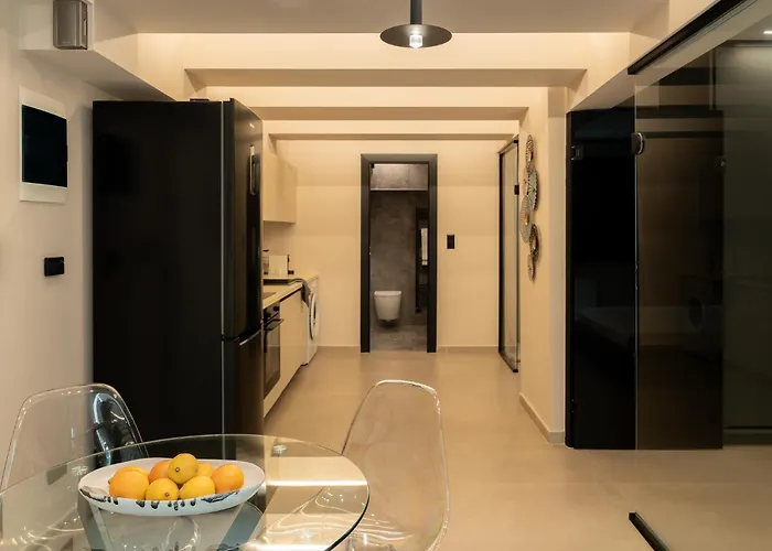 Fos Premium By Halu! - Modern Living In A Brand New Building 테살로니키